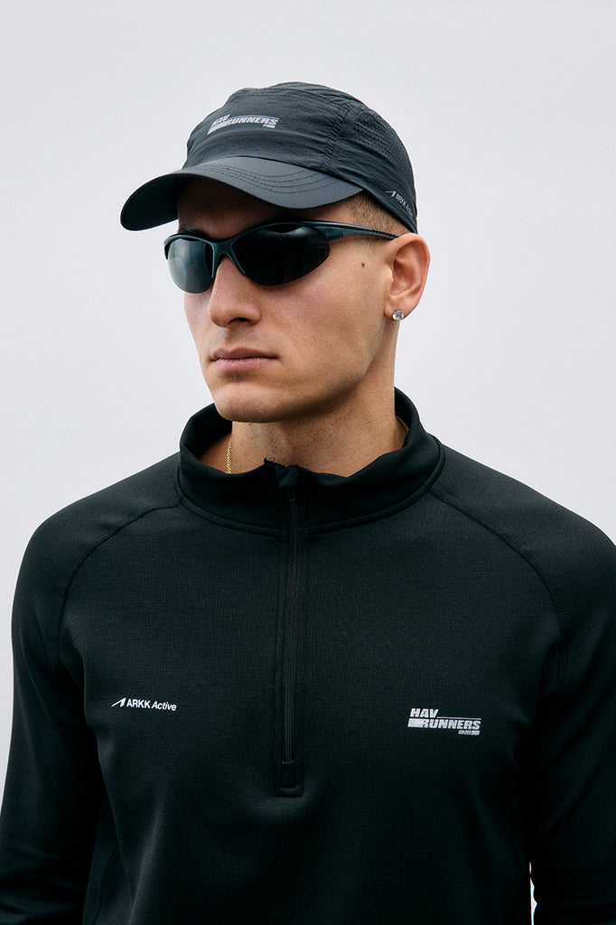 ARKK Apparel Hav Runner Half Zip | Black - Men Sweatshirt